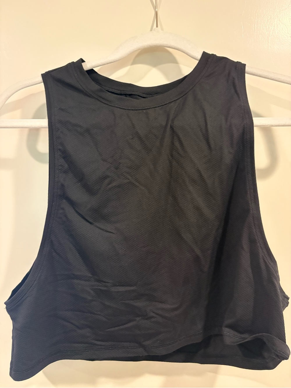 lululemon athletica Black Cropped Muscle Tank Top